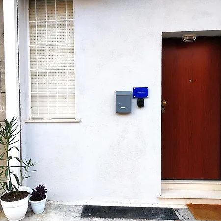 La Dimora In Blu Apartment