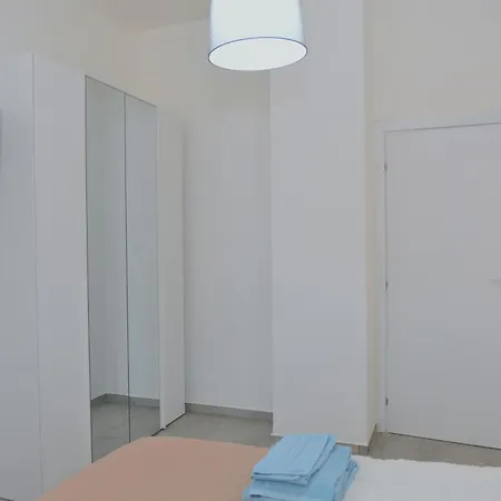 Lägenhet La Dimora In Blu Bologna